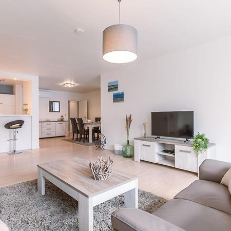 Charming Apartment Near The Beach Blankenberge Esterno foto