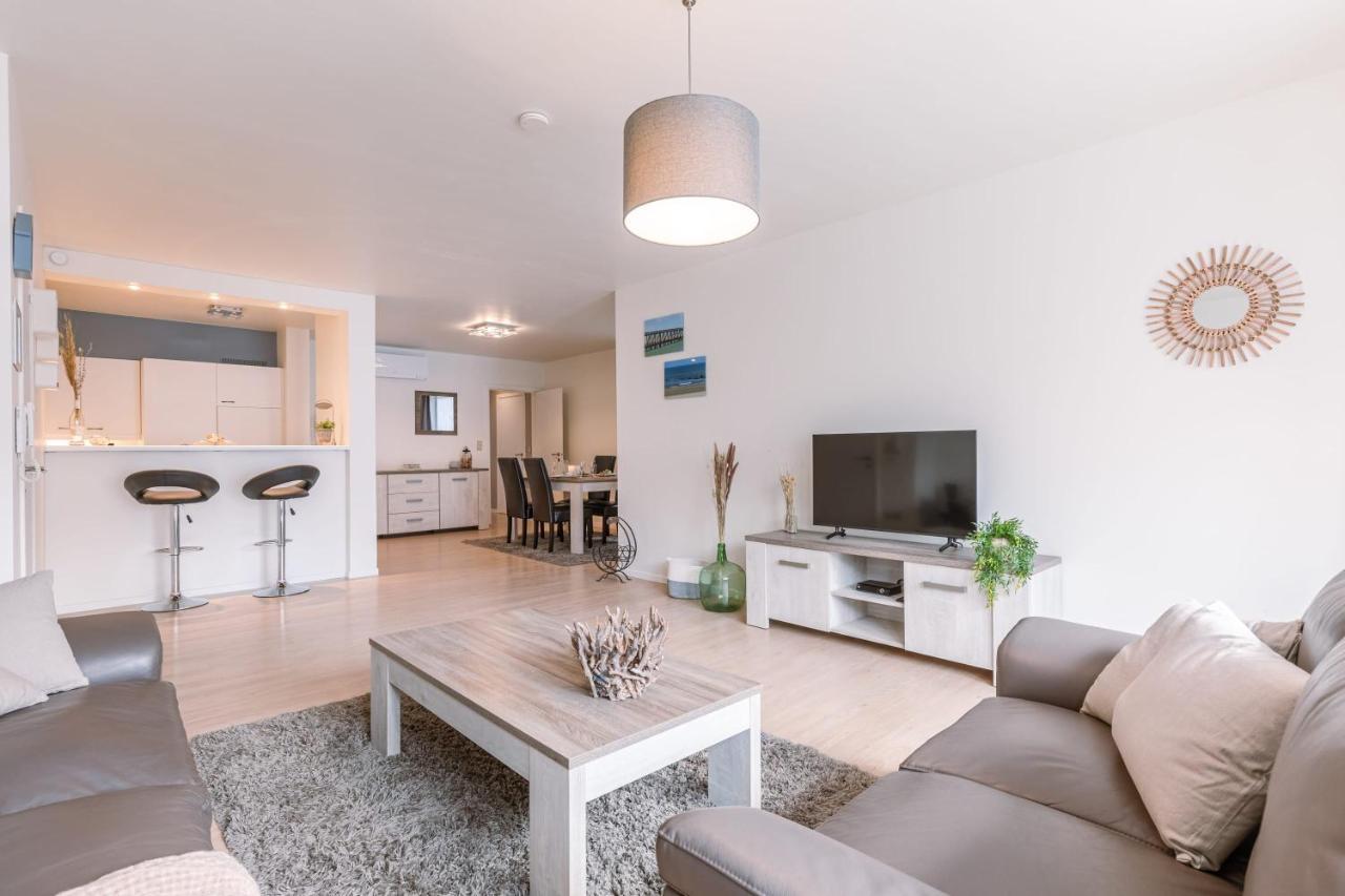 Charming Apartment Near The Beach Blankenberge Esterno foto